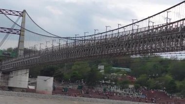 Ram Jhula 'nın Ebedi Güzelliği. Yüksek kalite 4k görüntü
