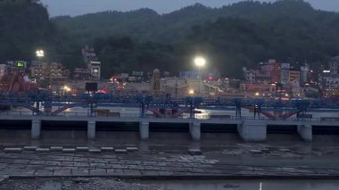 Dini Titreşimler, Haridwar Gecelik Ganga Aarti. Yüksek kalite 4k görüntü