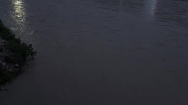 Haridwar 'da Huzurlu Geceler, Parlayan Sokaklar ve Tapınaklar. Yüksek kalite 4k görüntü