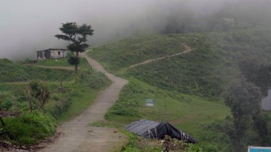 Himalayaların Kalbinden Yolculuk