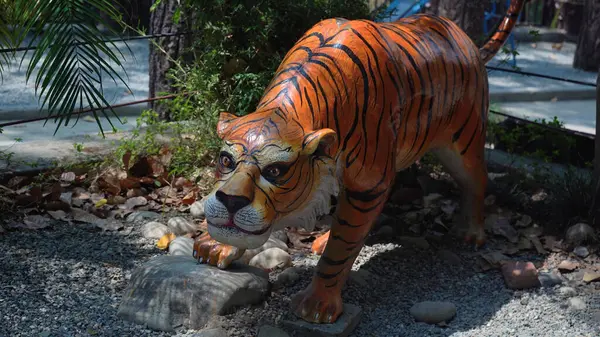 Tarihi Mimaride Artistik Taş Aslan Heykeli. Yüksek kalite fotoğraf