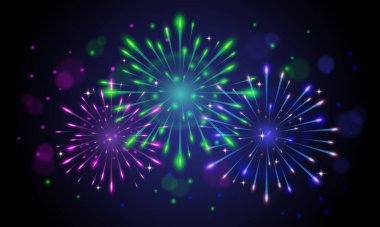 Gece gökyüzündeki renkli havai fişeklerin parlak arkaplanı, bokeh etkisi ile