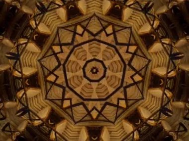 Soyut kaleydoskop kalıpları. 4K Motion grafik arka planı. Eşsiz kaleydoskopik animasyon. Güzel parlak bir süs. Kusursuz