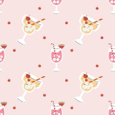 Pastel pembe arka planda şirin kokteyllerin şatafatsız şablonu, yaz temalı kumaş tasarımları için ideal..