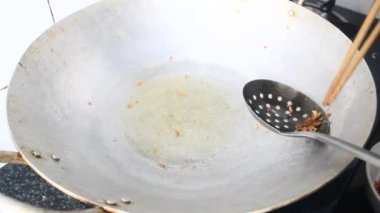 Biraz kızarmış soğan yap.