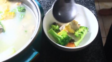 Süsleme sebze çorbası