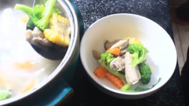 Süsleme sebze çorbası