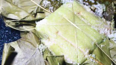 Yapışkan Pirinç Keki Kes