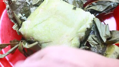 Yapışkan Pirinç Keki Kes