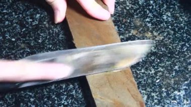 Biraz bıçak keskinleştir.