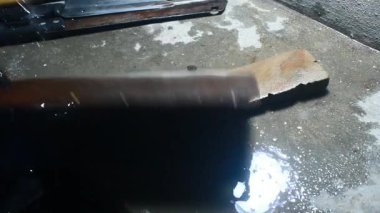 Biraz bıçak keskinleştir.