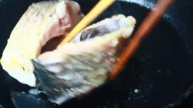 domates soslu balık