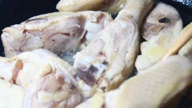 Daha az kızarmış tavuk pişir