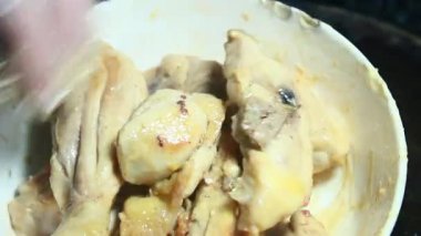 Daha az kızarmış tavuk pişir