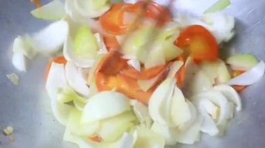 Biraz sebze kızarttım.