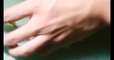 Biraz taze incir dilimlenmiş.