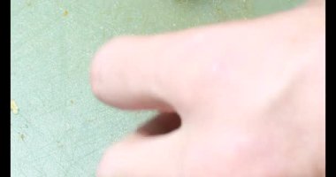 Biraz taze incir dilimlenmiş.