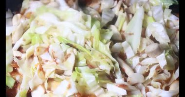 Domates soslu mantar ve soya peyniri.