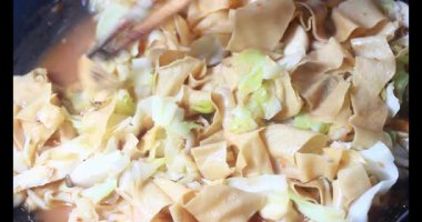 Domates soslu mantar ve soya peyniri.