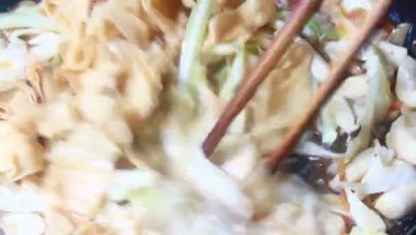 Domates soslu mantar ve soya peyniri.