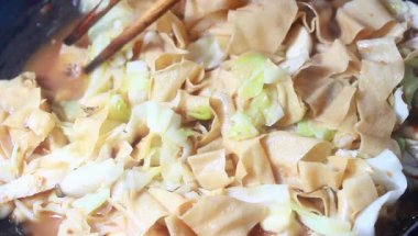 Domates soslu mantar ve soya peyniri.