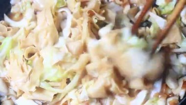 Domates soslu mantar ve soya peyniri.