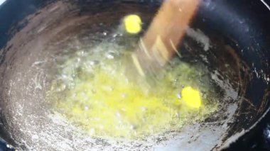 soslu kızarmış pilav