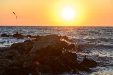 Kıbrıs 'ta Akdeniz Sahili' nde Günbatımı