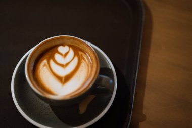 Masada seramik bardakta Latte sanatı