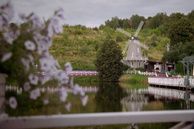 Kırsalda aile tatili için güzel bir yer. Yüksek kalite fotoğraf