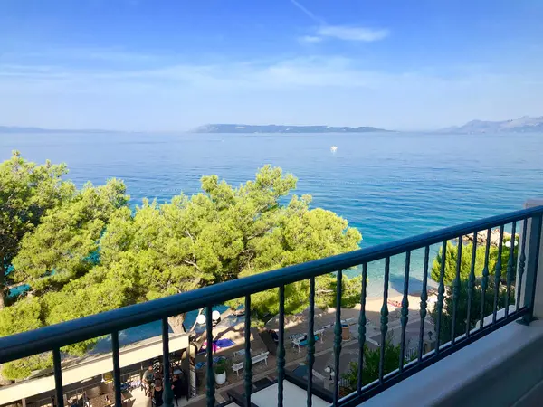 Otelden Adriyatik Denizi 'ne ve adalara kadar. Yüksek kalite fotoğraf