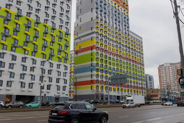 Moskova, Rusya 'daki Modern çok katlı bina. Yüksek kalite fotoğraf