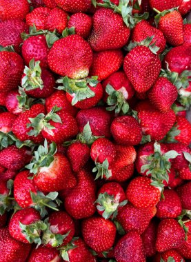 Arka plan olarak tatlı taze çilek dokusu, yakın plan. Yüksek kalite fotoğraf