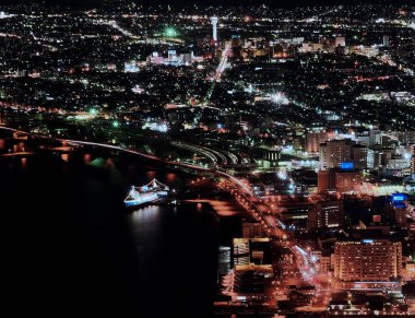 Japonya 'nın en iyi üç gece manzarasından biri olarak seçilen Hakodate' nin gece manzarası.