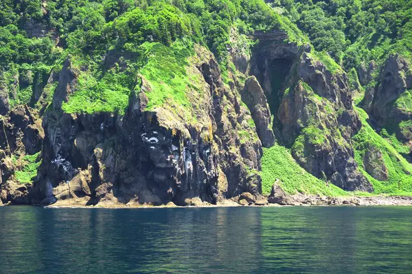 Shiretoko 'nun göz kamaştırıcı mavi dünya doğal miras bölgesi.