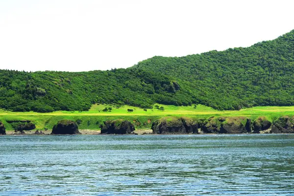Shiretoko 'nun göz kamaştırıcı mavi dünya doğal miras bölgesi.
