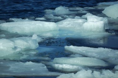 Monbetsu Limanı 'nda buz ve Garinko akıntısı