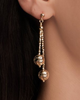 Zarif El yapımı Altın ve Elmas Mücevherler