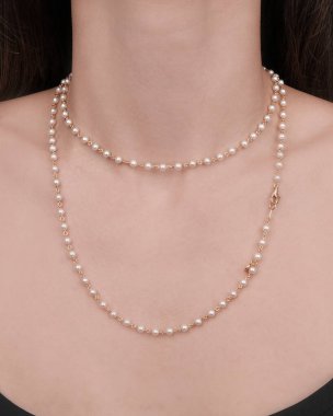 Zarif El yapımı Altın ve Elmas Mücevherler