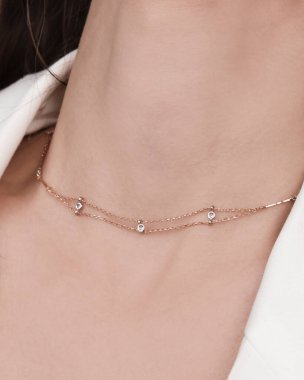 Renkli Taşlı Eşsiz Altın ve Elmas Mücevherler