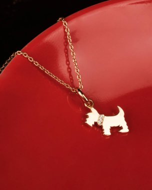 Renkli Taşlı Eşsiz Altın ve Elmas Mücevherler