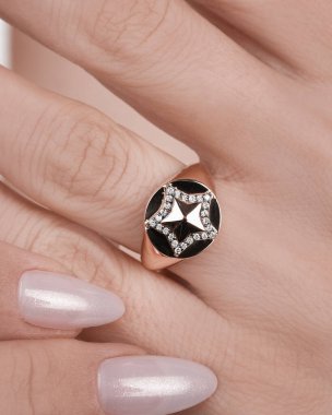 Günlük Şık Altın ve Elmas Mücevherler