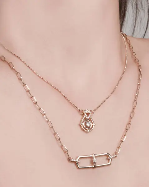 luxury gold and diamond jewelery