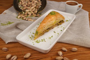 Baklava Piramidi Yaratıcı Tatlı Düzenlemesi