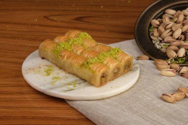 Baklava Piramidi Yaratıcı Tatlı Düzenlemesi