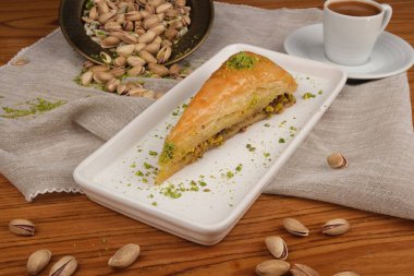 Baklava Piramidi Yaratıcı Tatlı Düzenlemesi