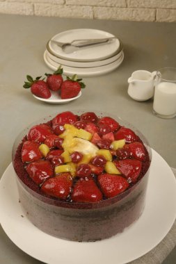 Mumlu Kutlama Pastası