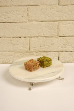 Gül aromalı Türk Lokumu Pistachio Dolgulu