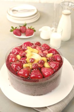 Mumlu Kutlama Pastası