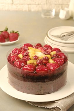 Mumlu Kutlama Pastası